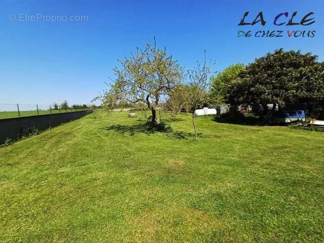 Maison à MAUZE-SUR-LE-MIGNON