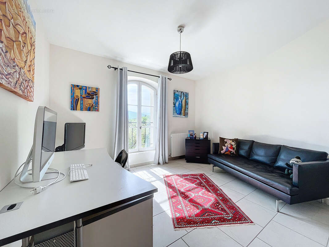 Maison à VAISON-LA-ROMAINE