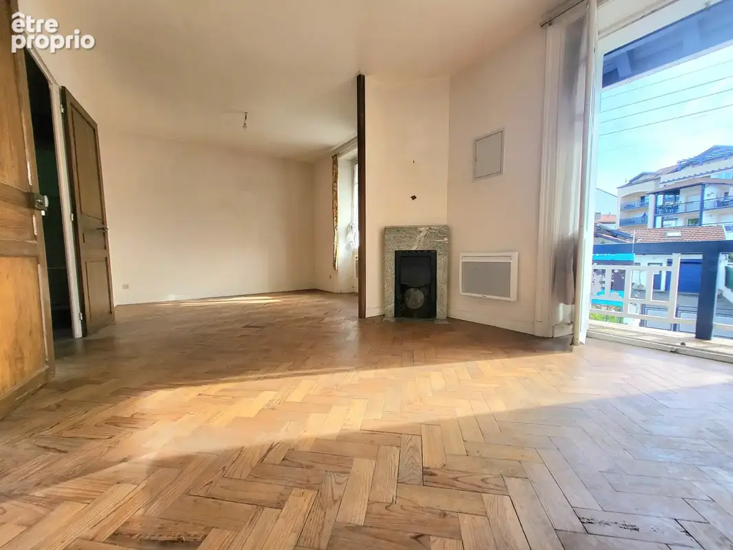 Appartement à rénover   58 m2 avec combles privatifs - photo 4