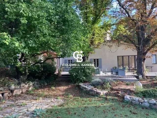 Maison à SAINT-ANTONIN-DU-VAR