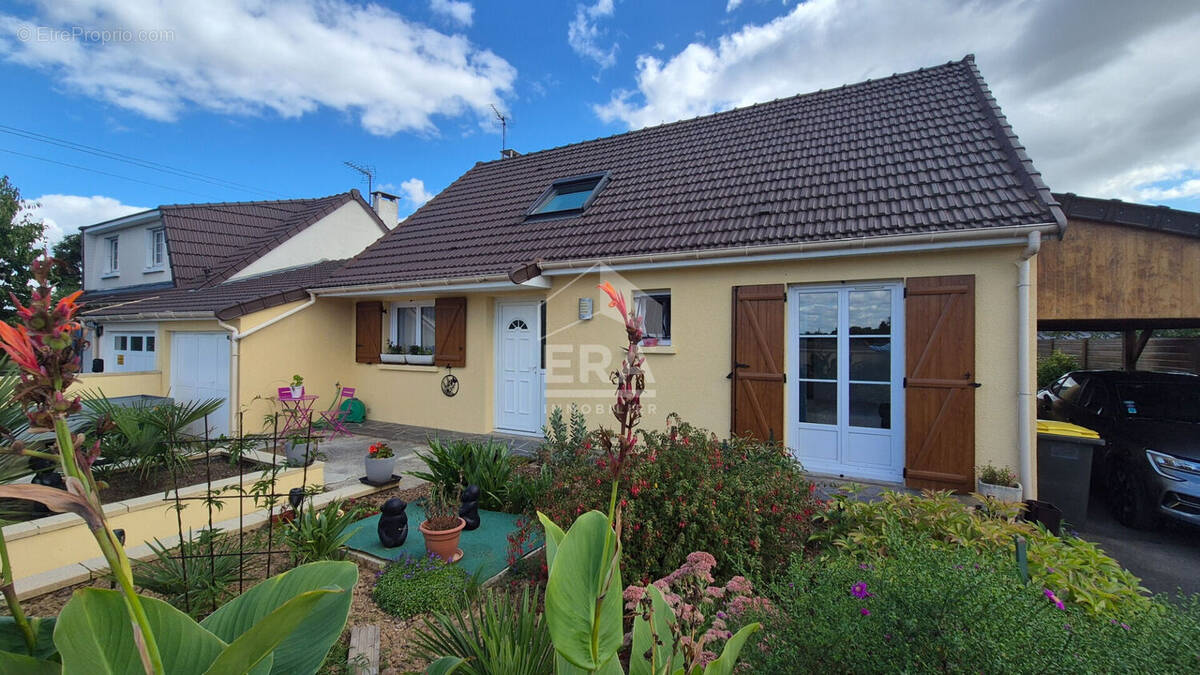 Maison à GRISY-SUISNES