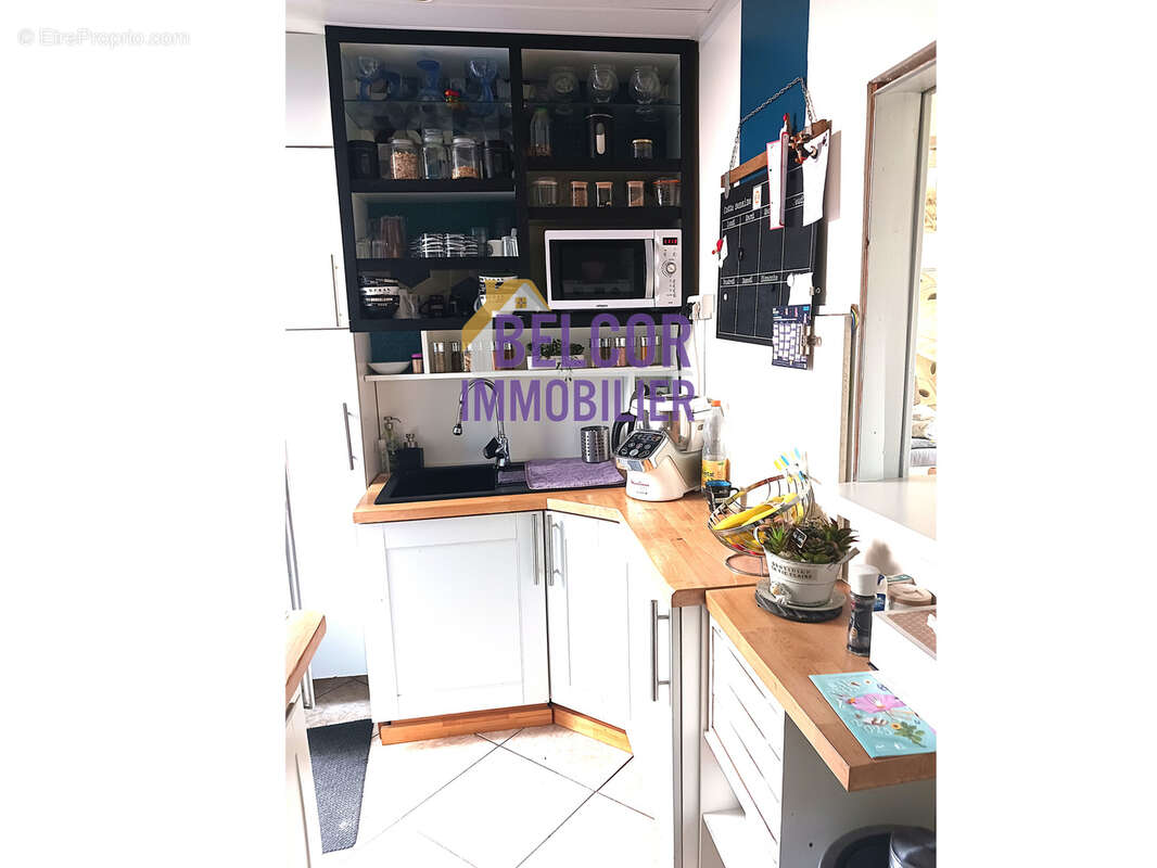 Maison à MANCHECOURT