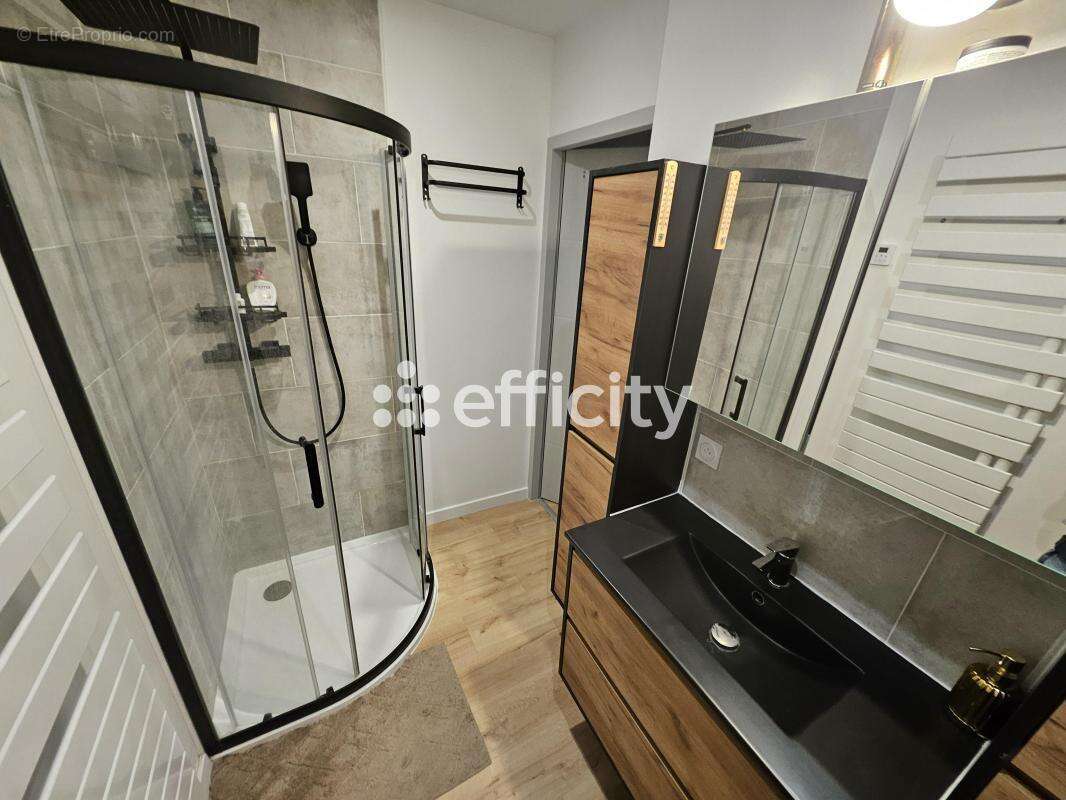 Maison à SAINT-VINCENT-DES-LANDES