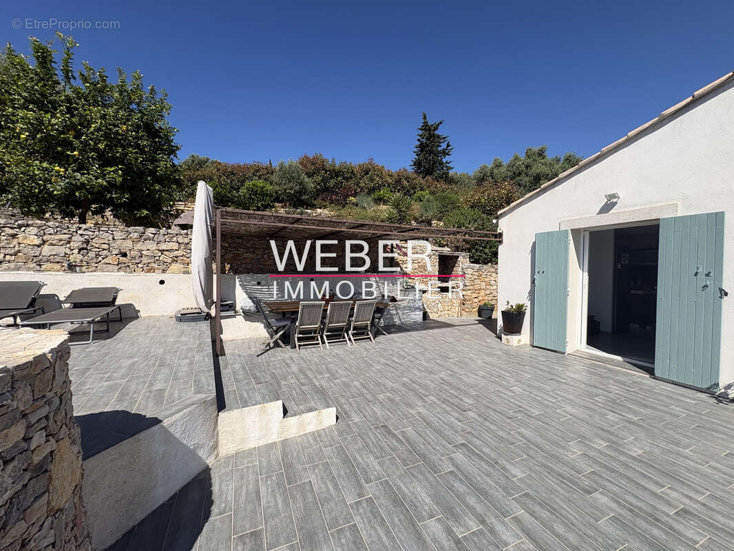 - ollioules - villa vue degagee et mer - photo 5