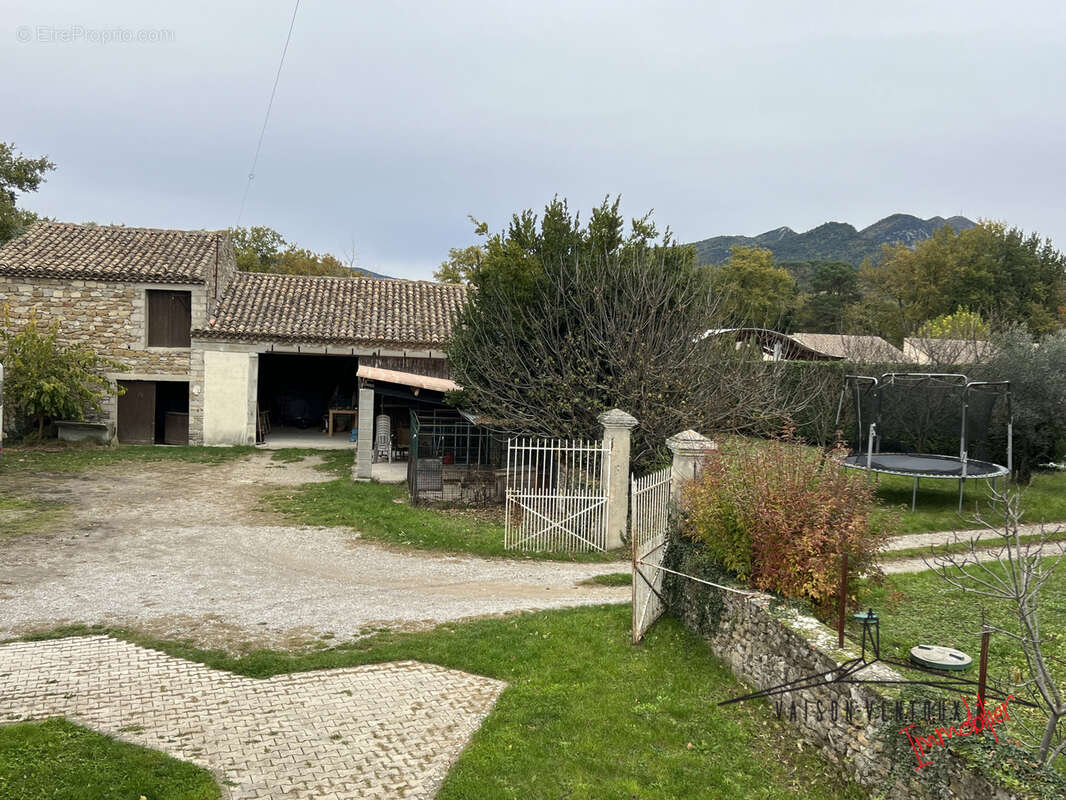 Maison à VAISON-LA-ROMAINE