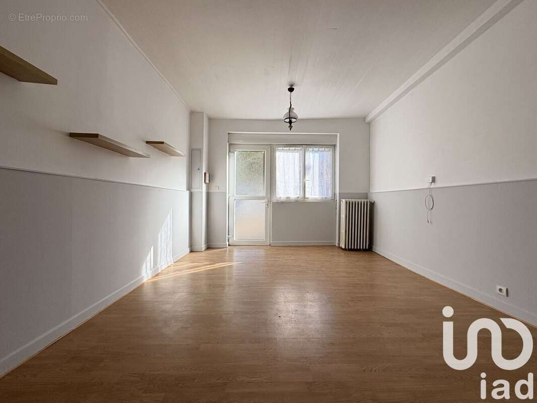 Photo 7 - Maison à YDES