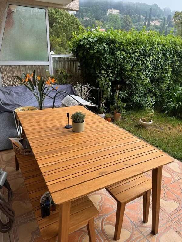 Appartement à VENCE