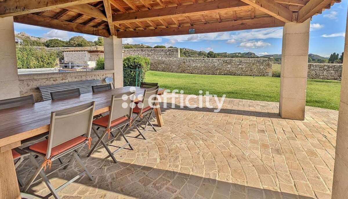 Maison à MAUSSANE-LES-ALPILLES