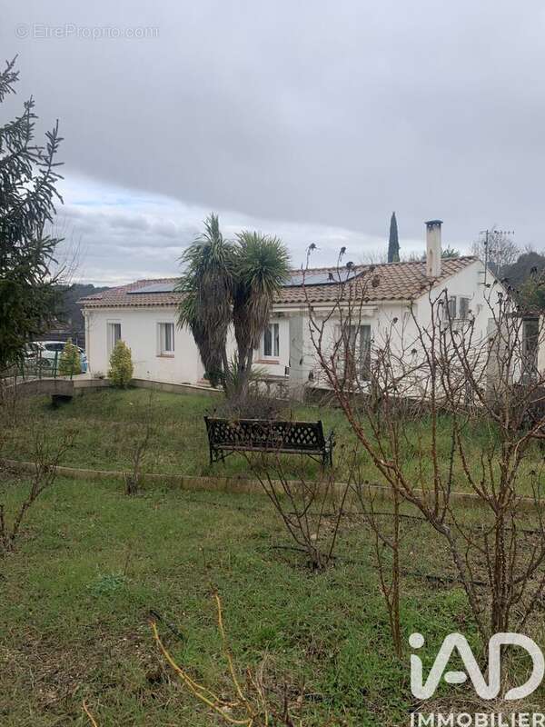 Photo 2 - Maison à SAINT-MAXIMIN-LA-SAINTE-BAUME