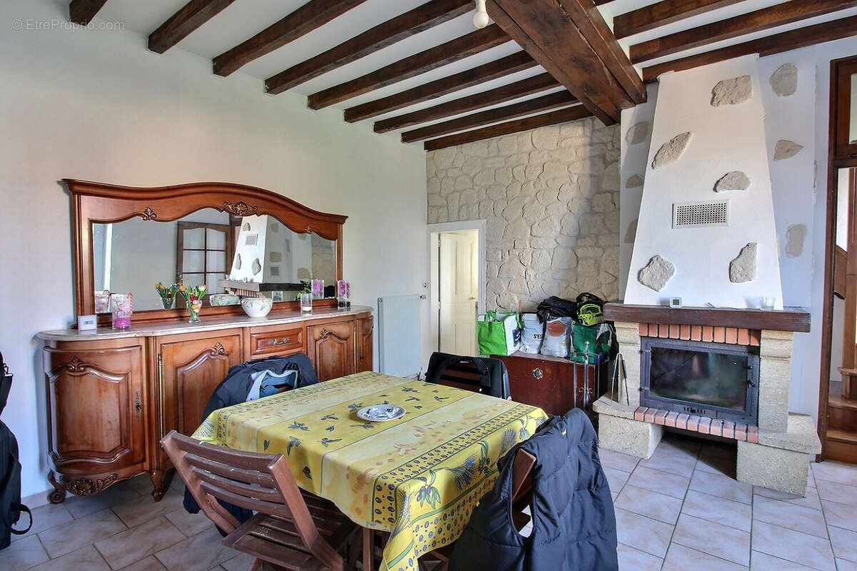 Maison à NEUVY-SAUTOUR