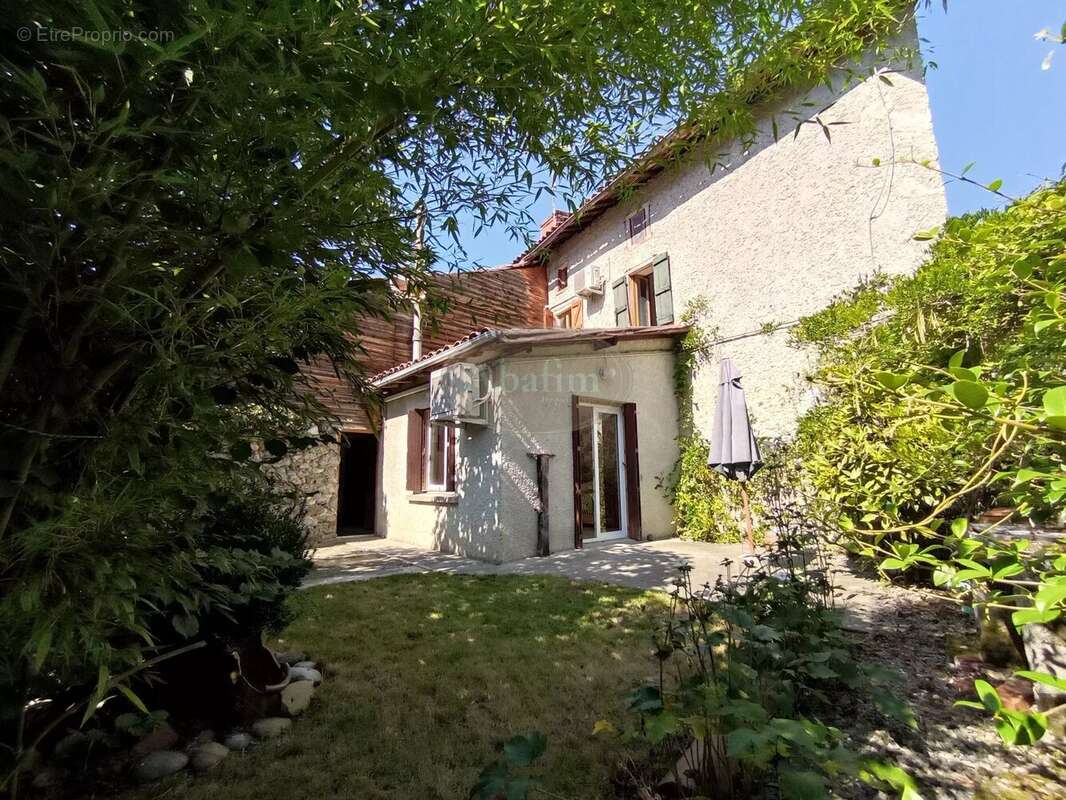 Maison à LA BASTIDE-DU-SALAT