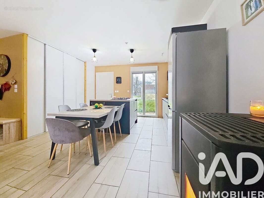 Photo 5 - Maison à VARENNES-SUR-SEINE