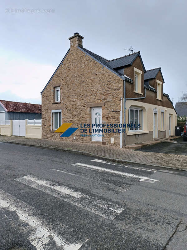Maison à ARZAL