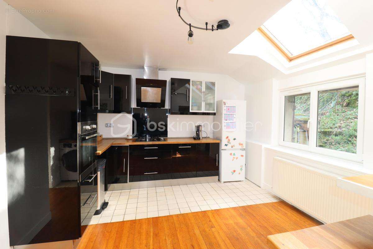 Appartement à MAISSE