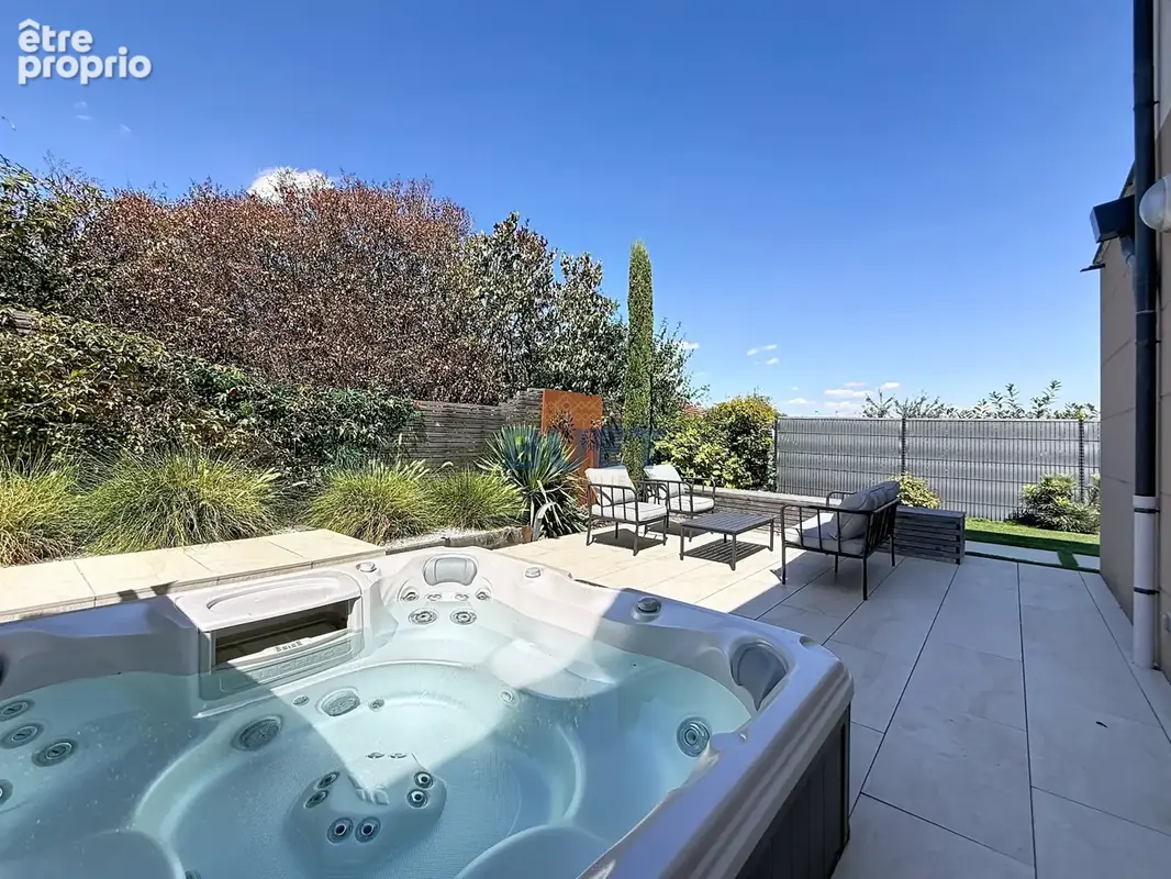Maison 6 pièces   141 m2  Un bien contemporain aux prestations de qualité - photo 7