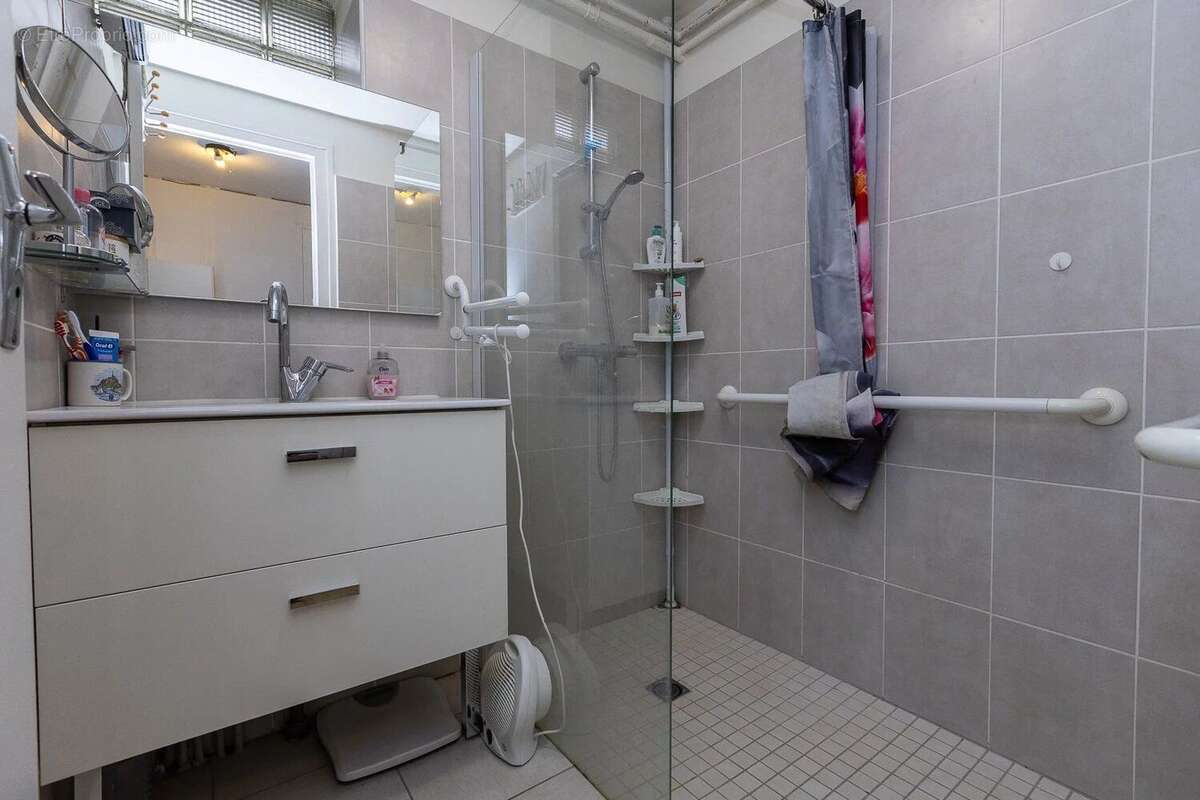 Maison à MONTALIEU-VERCIEU