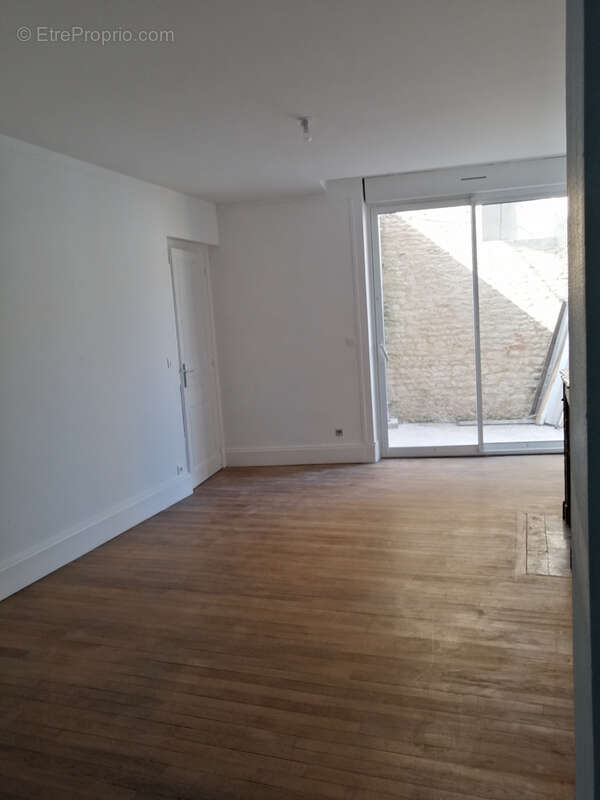 Appartement à MIREBEAU