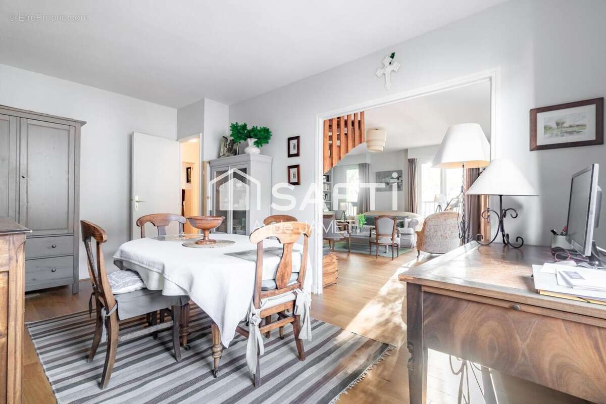 Photo 4 - Appartement à VERSAILLES