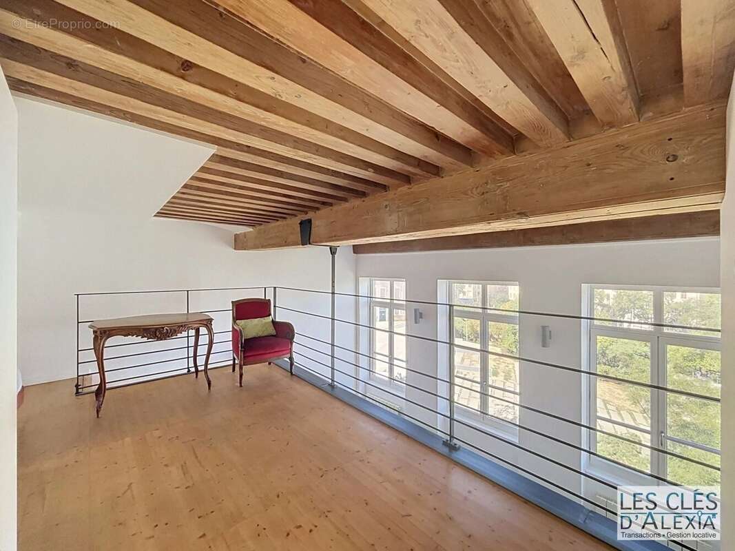 En exclusivité - t2 bis - lyon 1 - au coeur des pentes de la croix rousse - photo 14