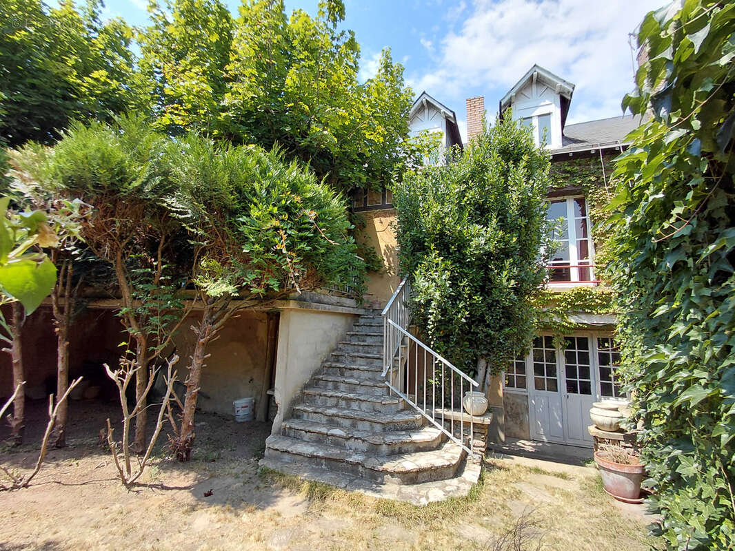 Maison à LA FLECHE