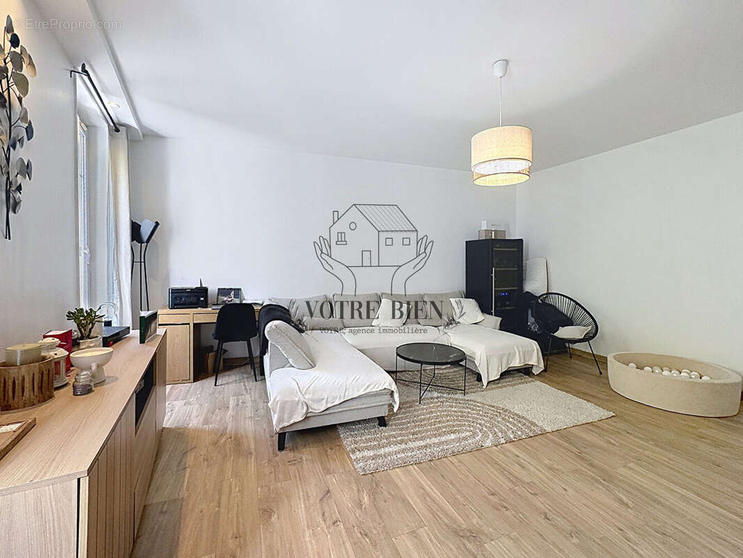 Appartement Manosque 4 pièce(s) 112.15 m2 - photo 13