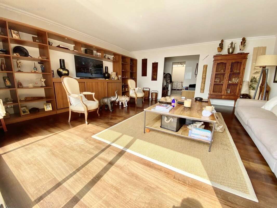 Appartement à BEAUSOLEIL