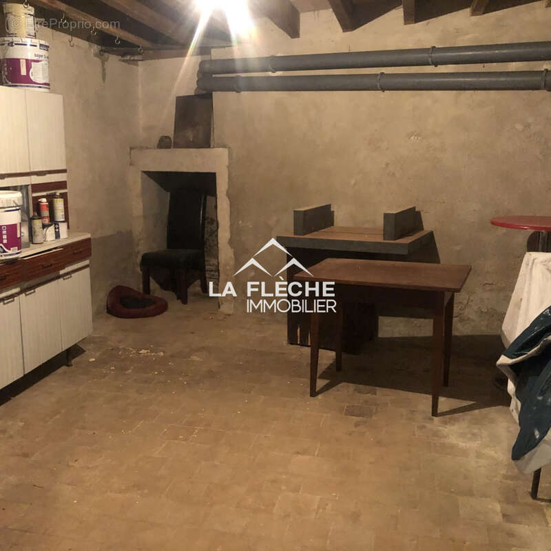 Maison à LA CHAPELLE-D'ALIGNE