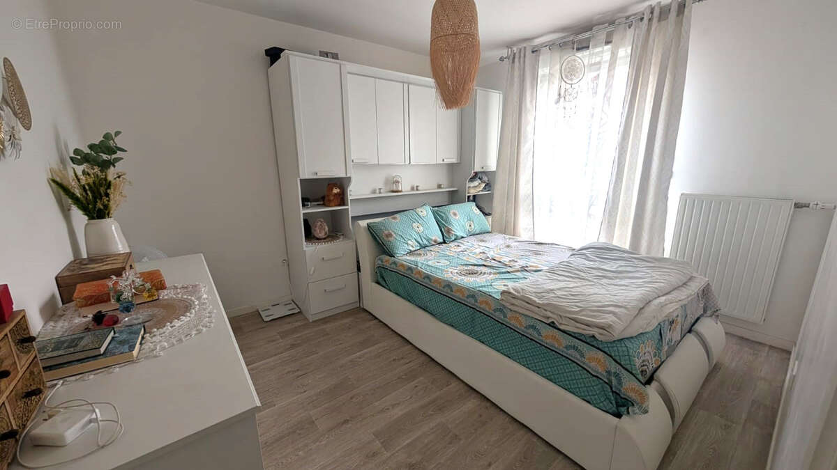 Appartement à PERSAN