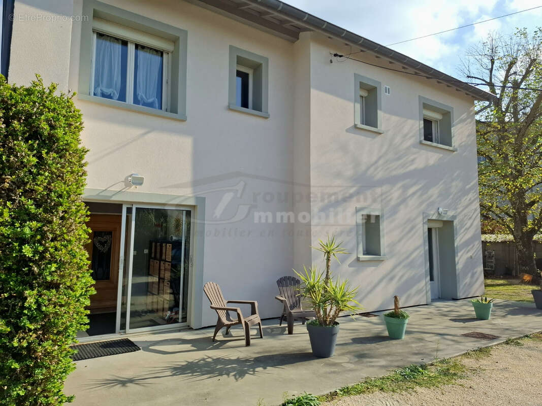 Maison à ROMANS-SUR-ISERE