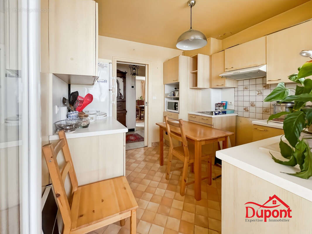 Appartement 112 m² à Saint-Quentin  - photo 4