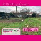 Terrain à SAINT-REMY-EN-MAUGES