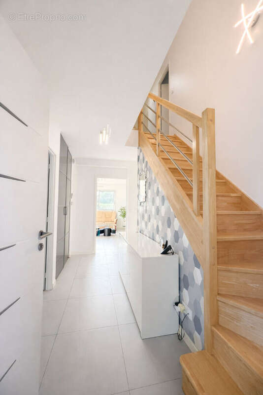 Maison à LAMORLAYE