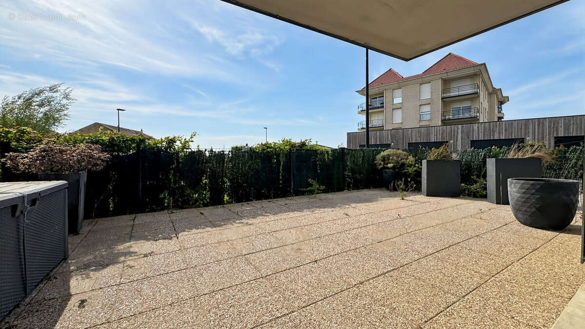 Appartement à COQUELLES