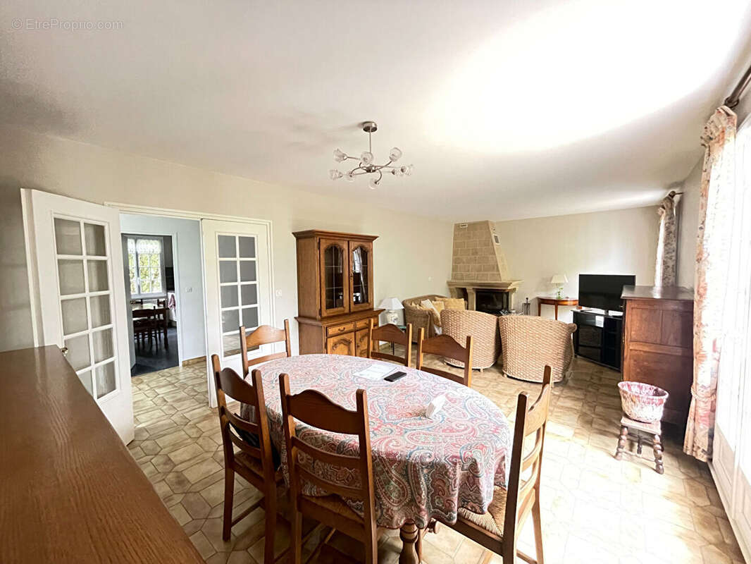 Maison à SARTROUVILLE