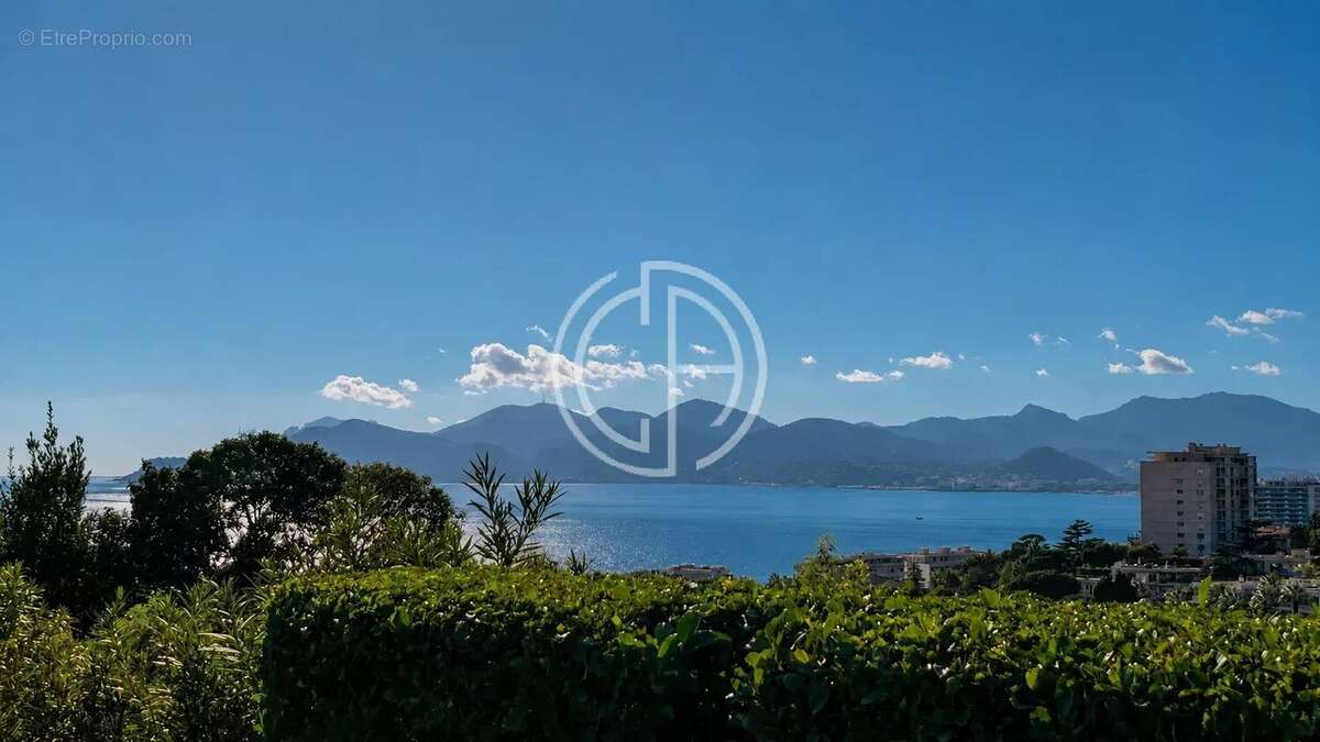 CANNES - Appartement vue mer - Haut standing - photo 2