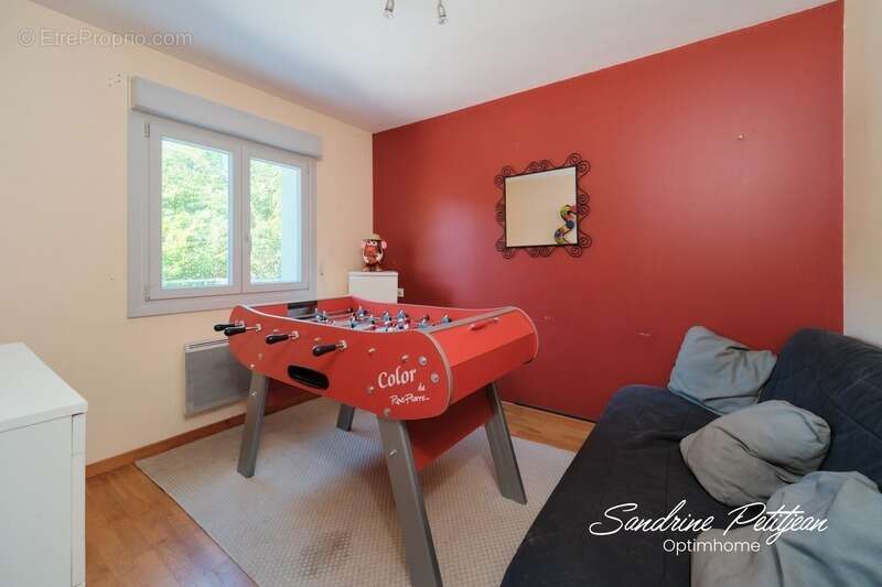 Maison à SAINT-JEAN-DE-THURIGNEUX