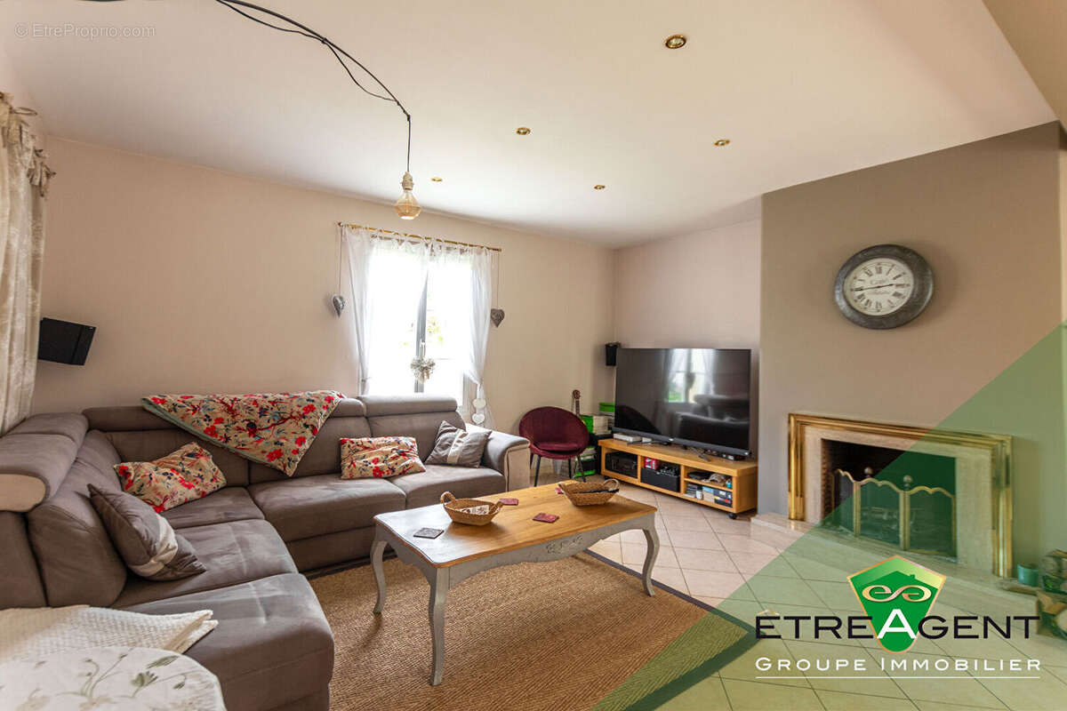 Maison à RONQUEROLLES