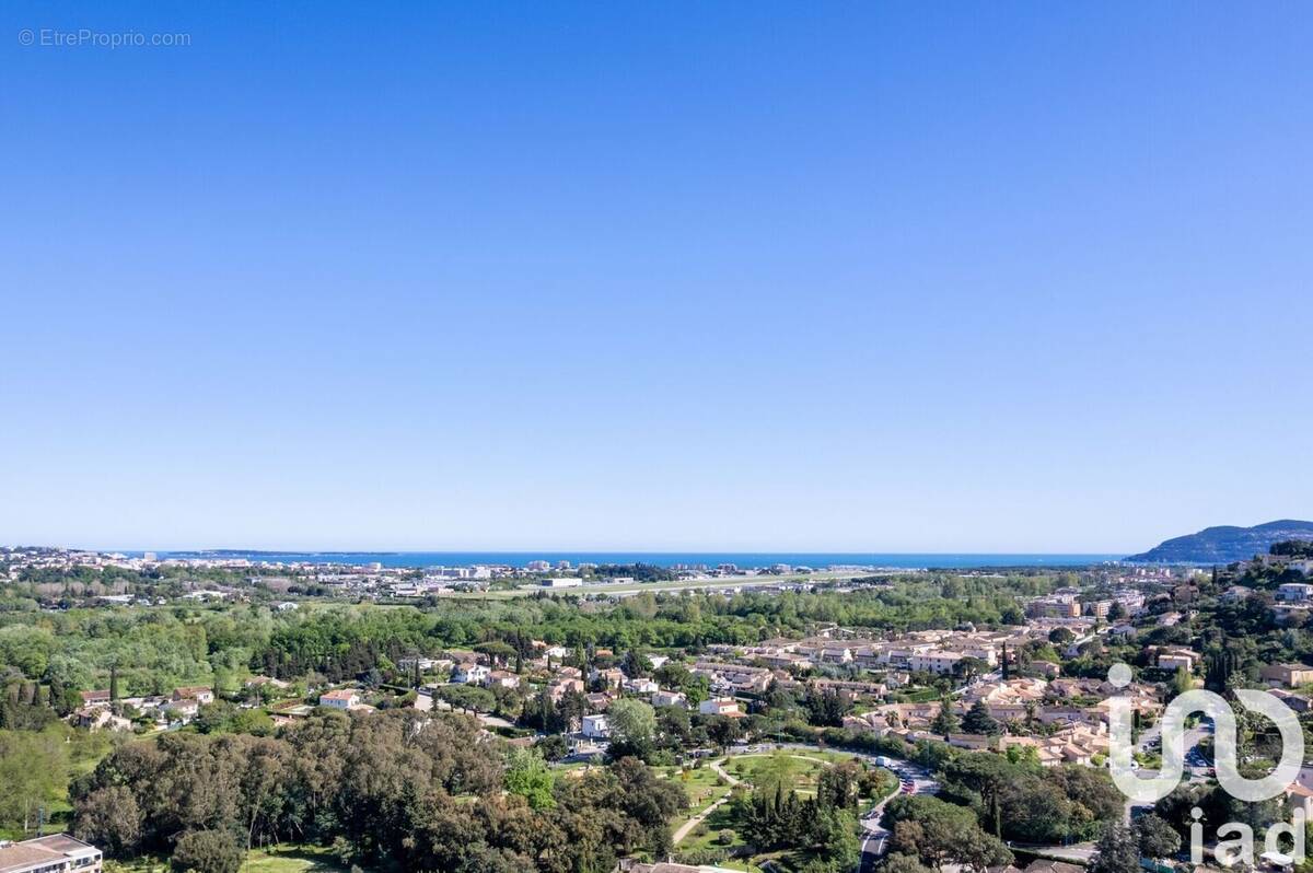 Photo 1 - Maison à MANDELIEU-LA-NAPOULE