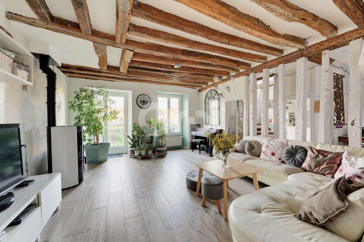 Maison à LAGNY-SUR-MARNE