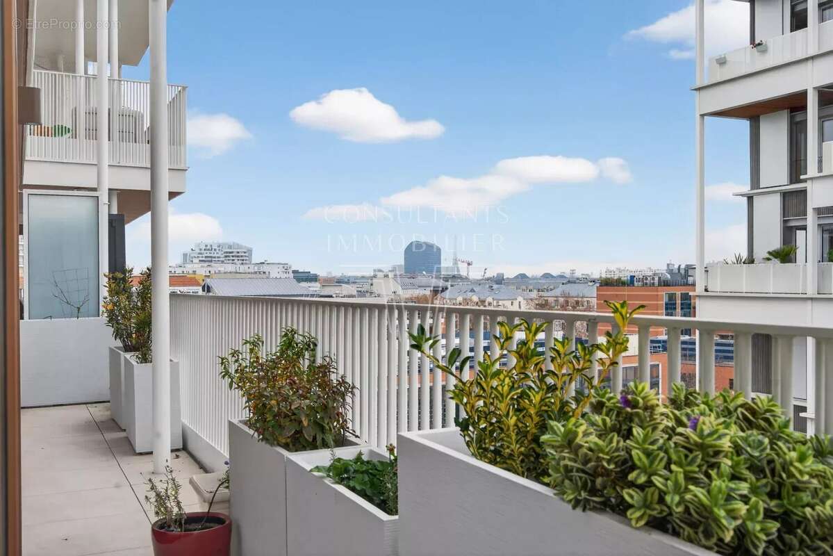 Appartement à ISSY-LES-MOULINEAUX