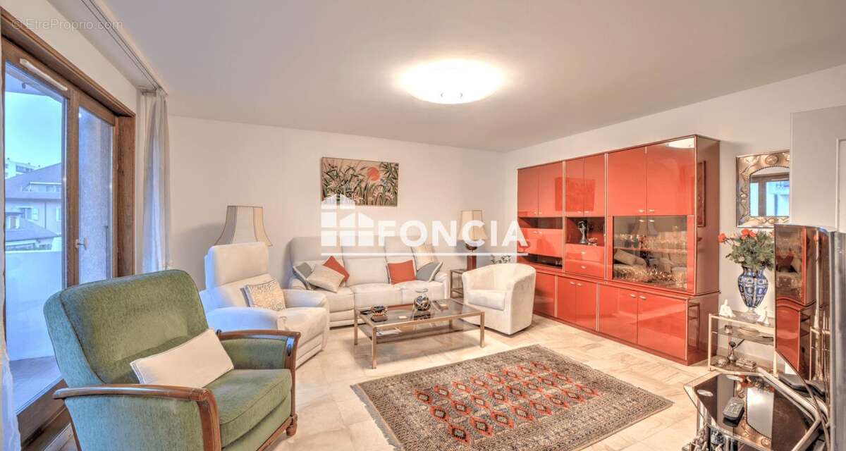 Appartement à FERNEY-VOLTAIRE