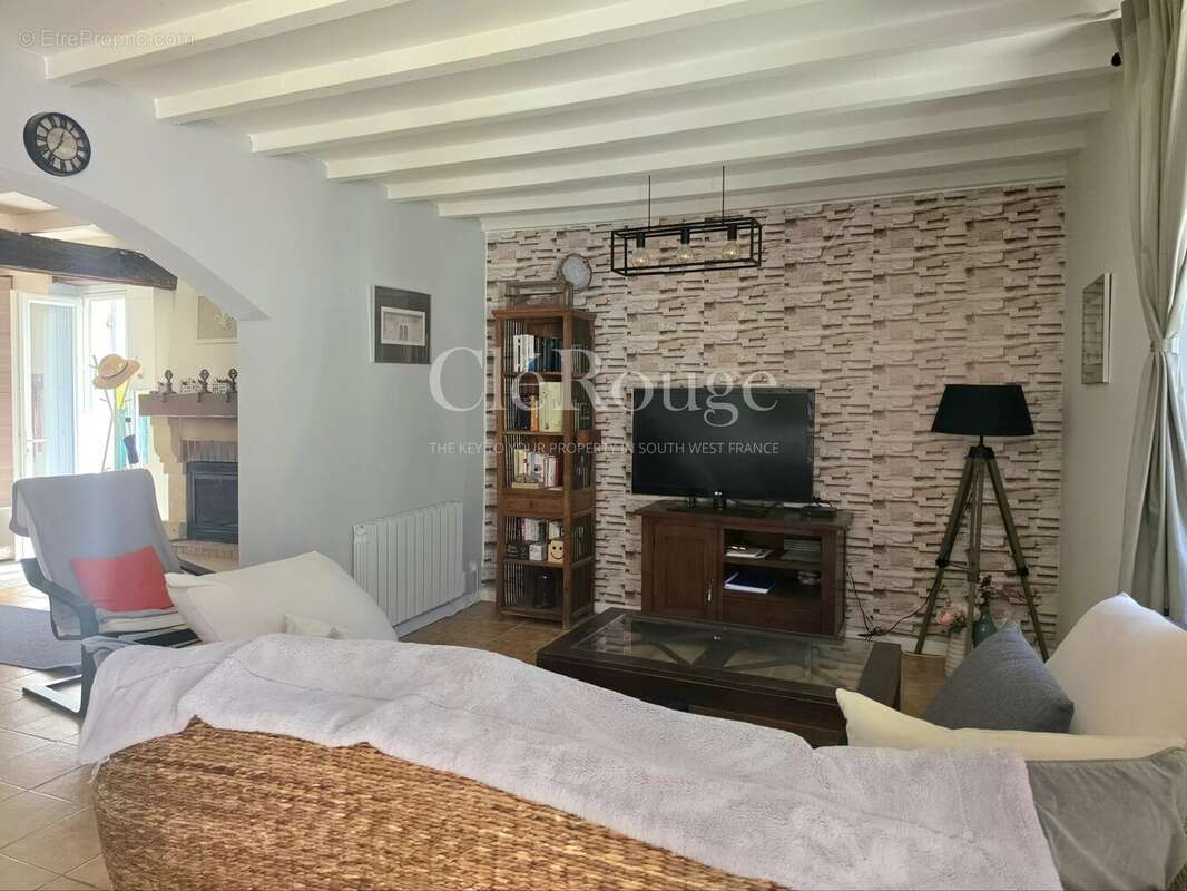 Maison à GENSAC