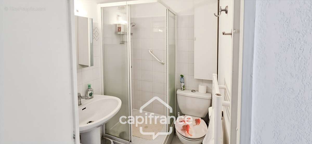 Studio Cabine BANDOL (83) - photo 11