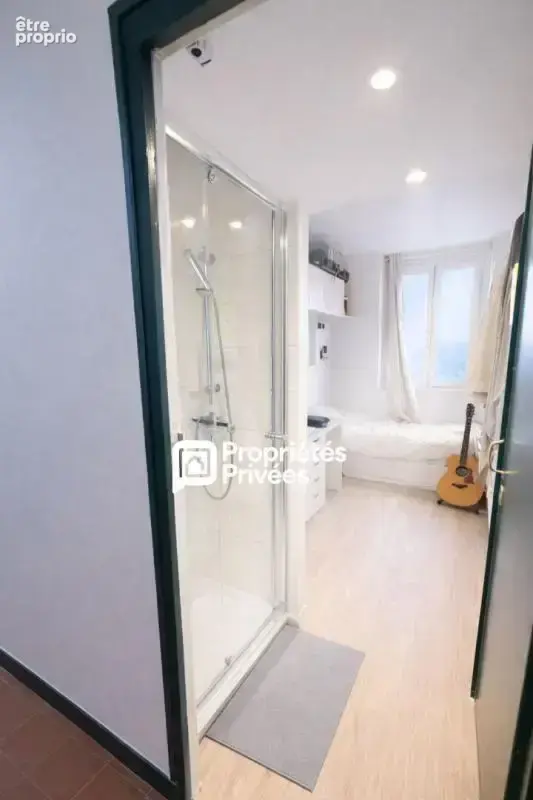 75011 PARIS Marais / République - Chambre de bonne meublée avec ascenseur - photo 10