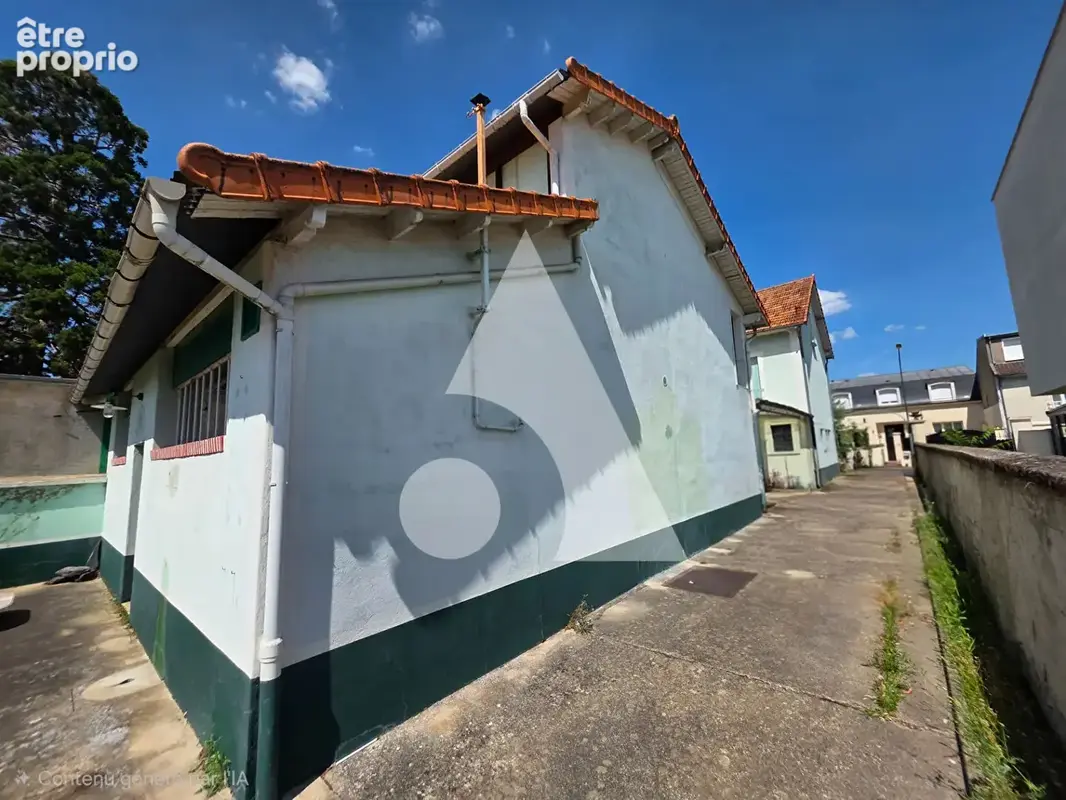 Maison d'habitation avec bâtiment - photo 2