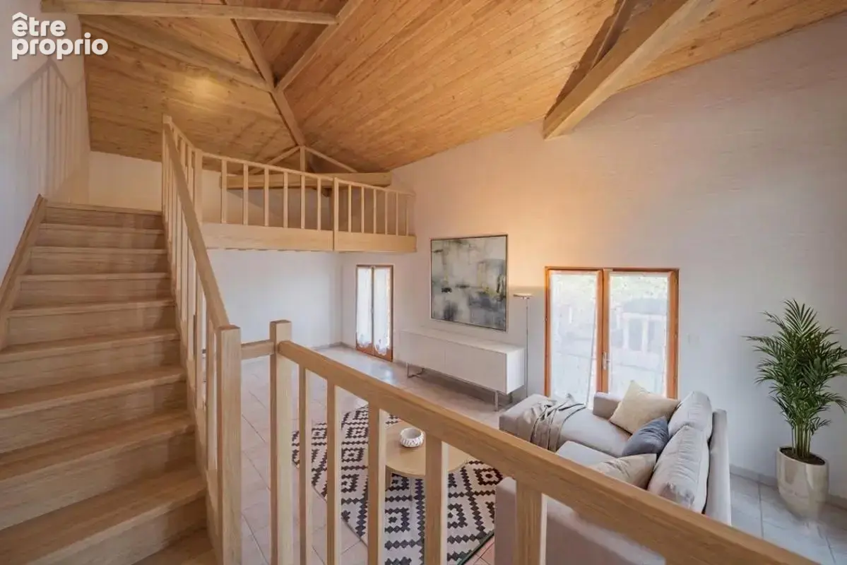 Maison/Villa T6 de 181 m² à Chavanoz 38230 - photo 2