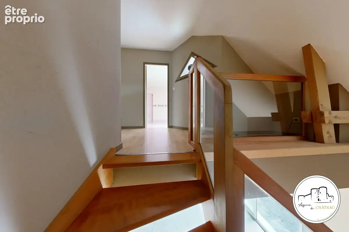 Maison 186m2 avec piscine et garage - Les Garennes sur Loire - photo 12