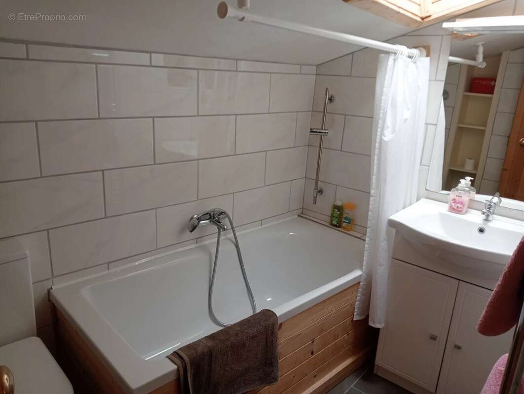 Maison à MOUTIERS-SOUS-ARGENTON