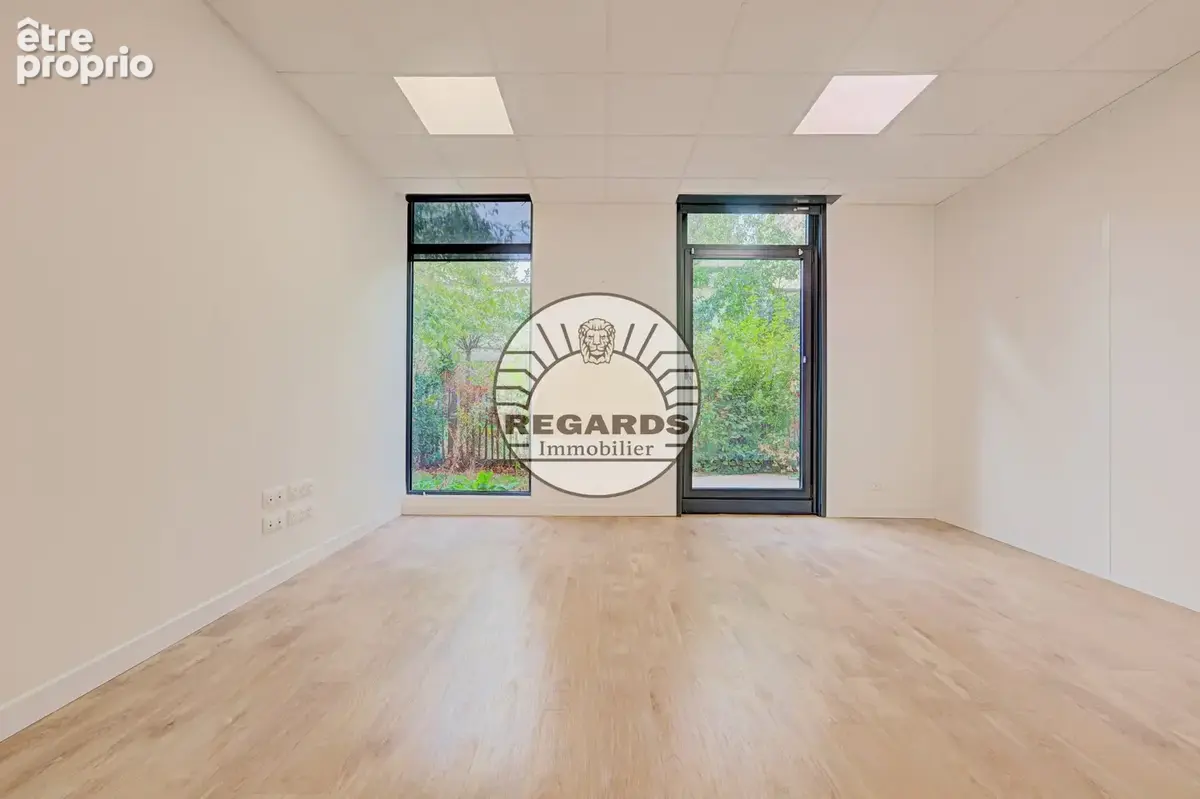 Commerce 270 m² à vendre à Montrouge (92120) - photo 2