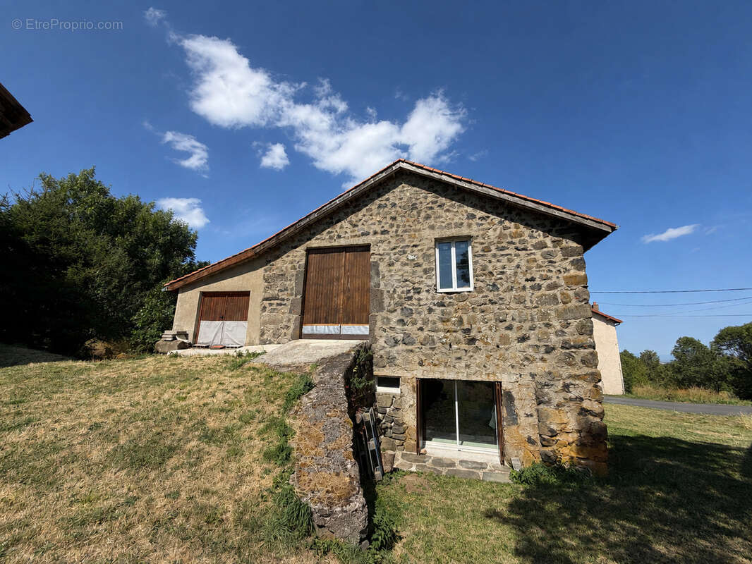 Jolie maison en pierre - photo 13